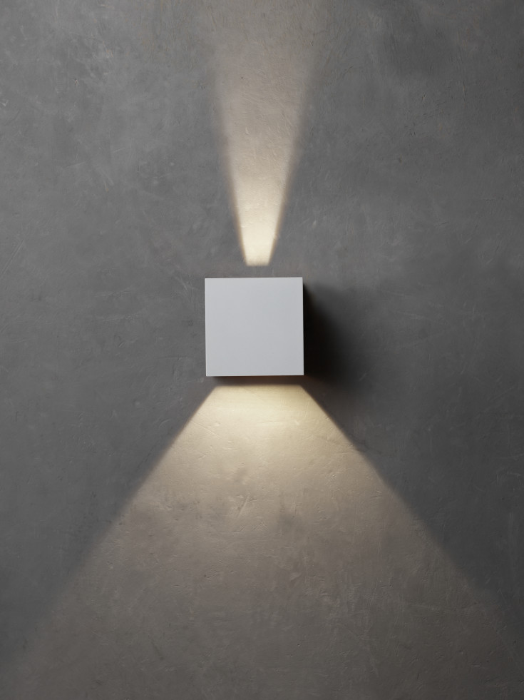 Lumenlight Toscana utendørs vegglampe, 2x5W, hvit