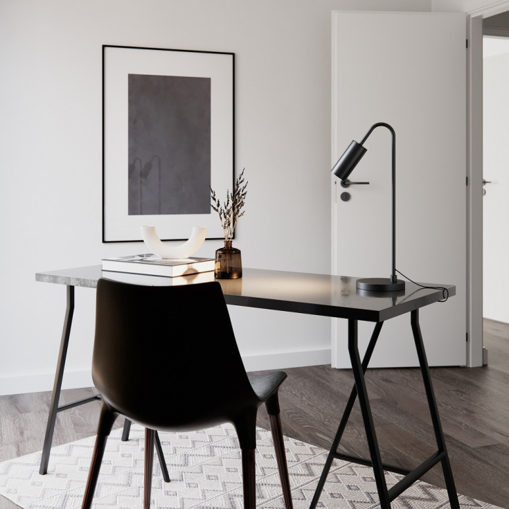 By Rydens Curve bordlampe, svart
