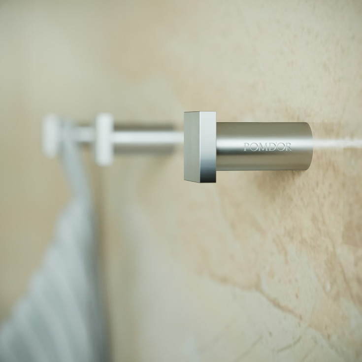 Cosmic Metric håndklædekrog, børstet rustfrit stål