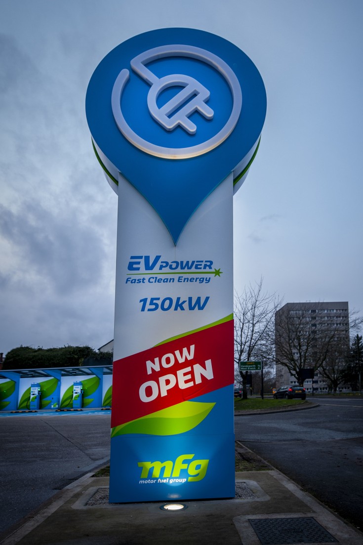 Turlock 230 innfelt spot 19W/830 2000lm 20° IP67 IK10 2ton