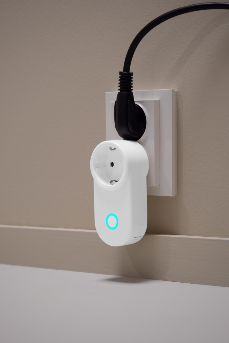 Adax Smart Plug strømuttak, Wi-Fi og Bluetooth, hvit
