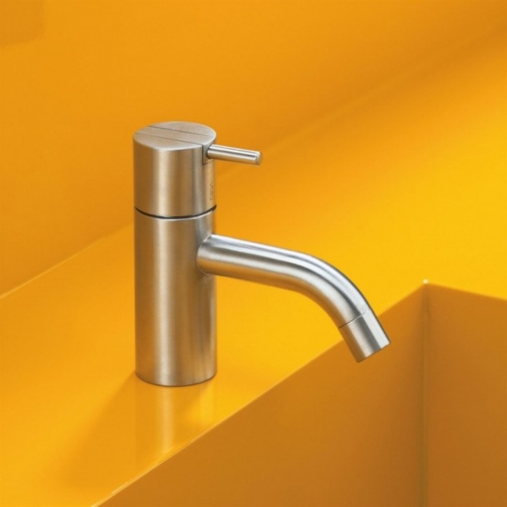 Vola HV1 håndvaskarmatur, rustfrit stål