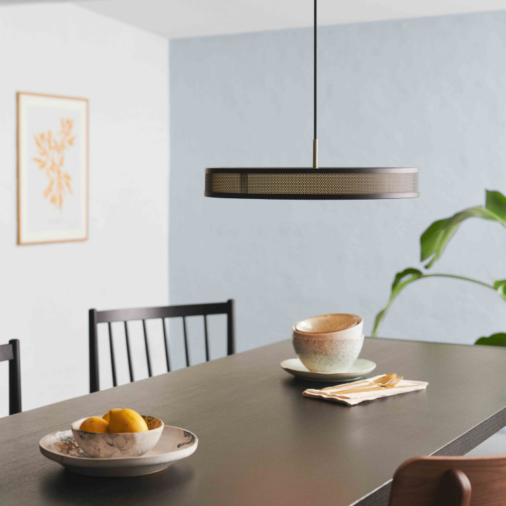 Halo Design Frame pendellampe, svart, Ø43 cm