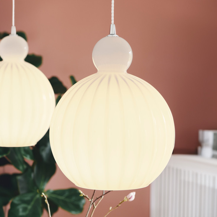 Halo Design Ball Ball pendel, opal, Ø32 cm