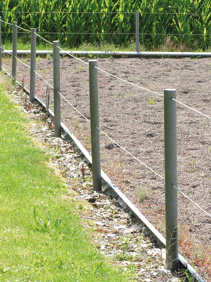 HAHN Kunststoffe Hanit hegnspæl, rund, 6x175 cm, grå plast