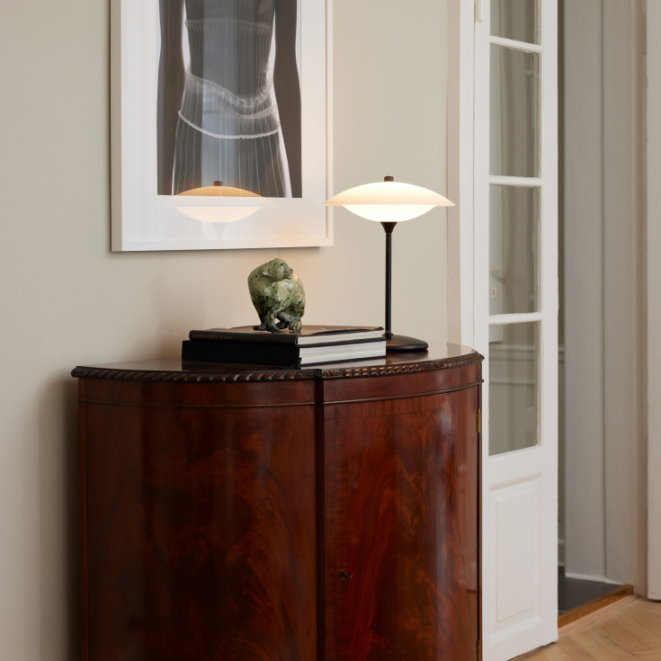 Halo Design Baroni bordlampe, sort