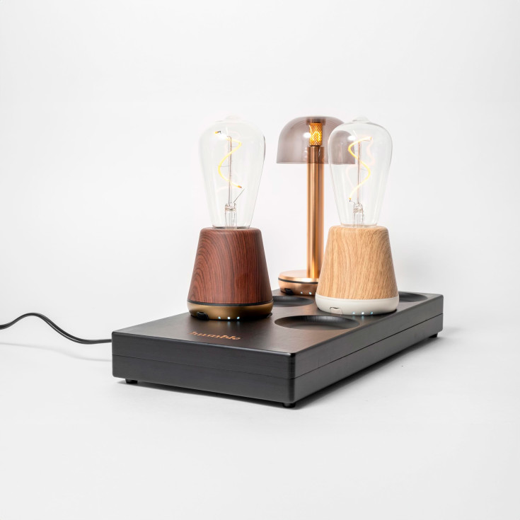 Humble ladestativ til 6 Humble bordlamper