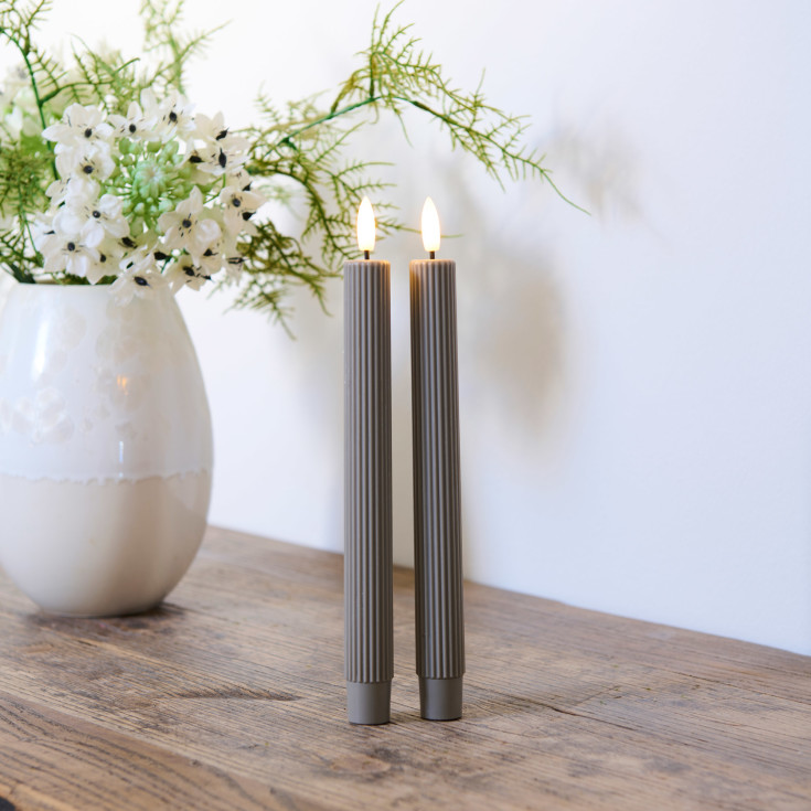 Sirius Smilla LED kronelys, oppladbar, grå