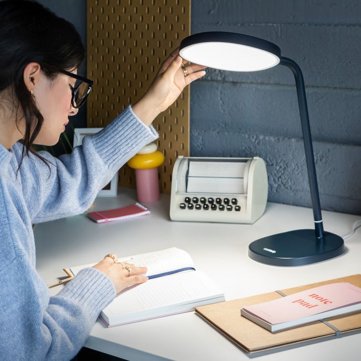 Lumie Task lysterapilampe, mörkgrå