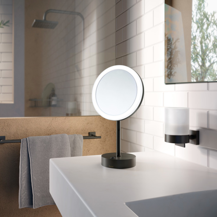 Smedbo Outline kosmetikkspeil med lys, Ø20 cm, sort