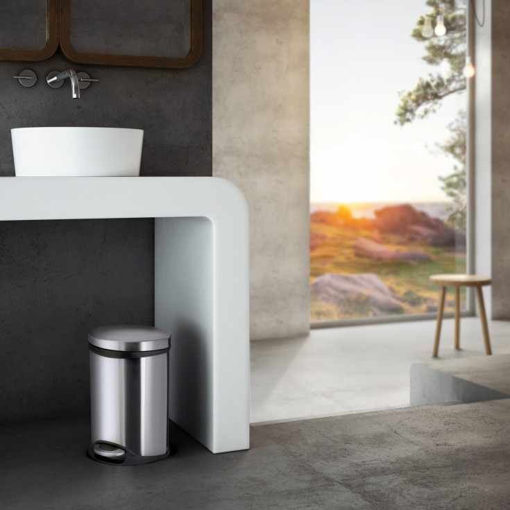 Smedbo Outline Lite toiletspand, 6 liter, børstet rustfrit stål