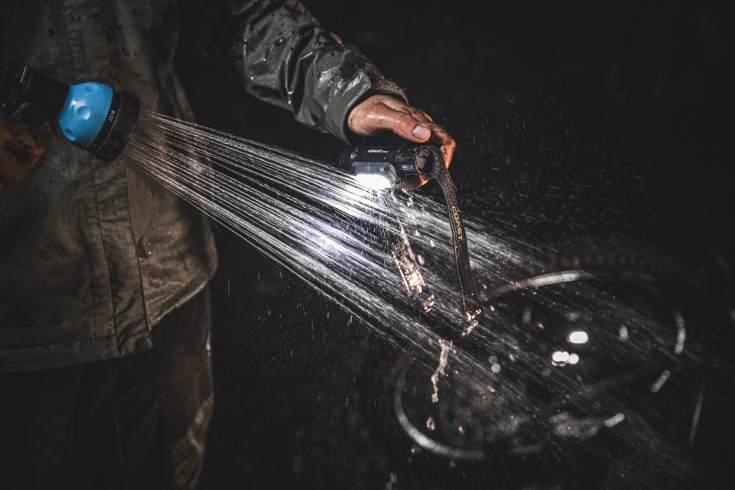 Coast WPH30R uppladdningsbar pannlampa, 1000 lumen