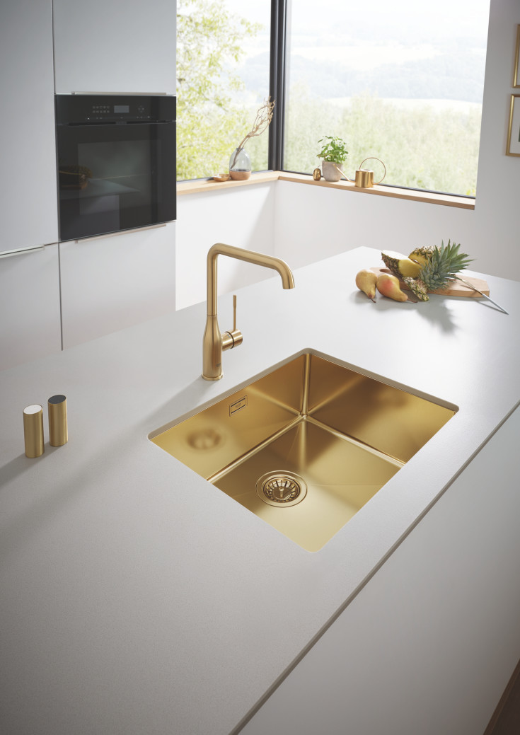 Grohe Essence köksblandare, mässing