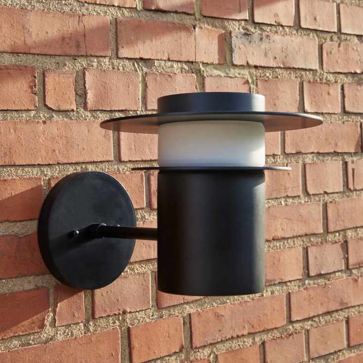 Hübsch Suburb utelys vegg