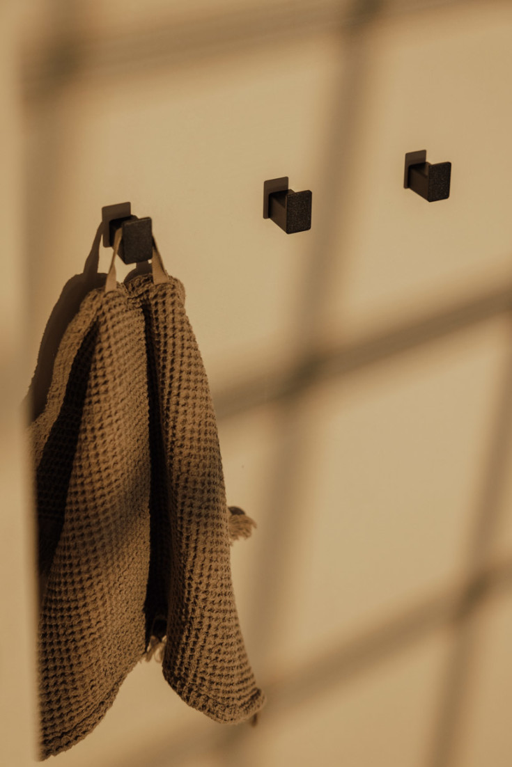 Metallbude Palo håndkleknagg, sort, 3 stk