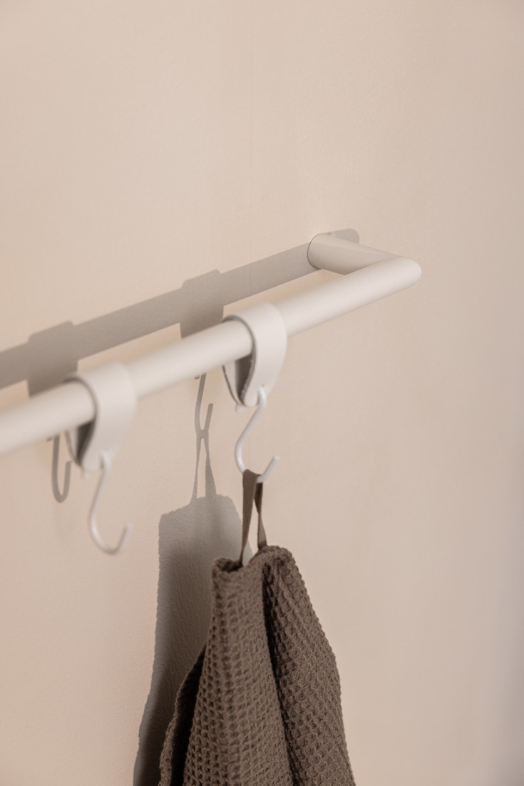 Metallbude Vana håndklestang, 55 cm, hvit