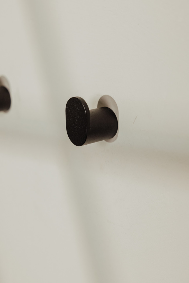 Metallbude Pali håndkleknagg, sort, 6 stk