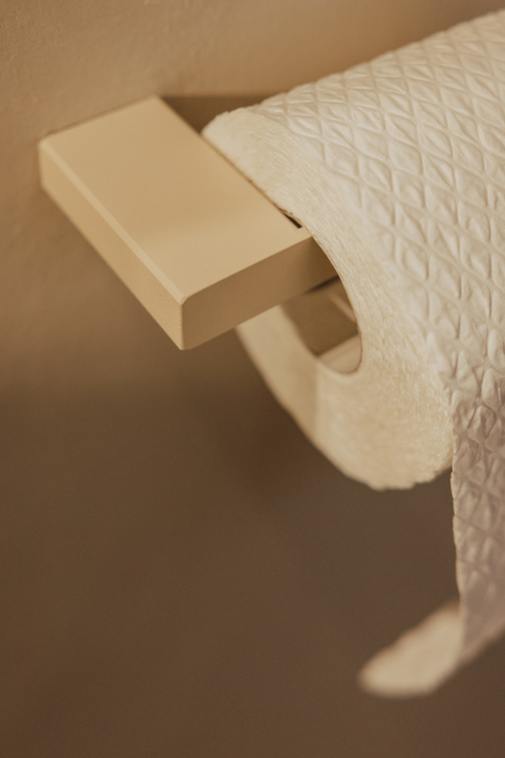 Metallbude Tuali toiletrulleholder, beige
