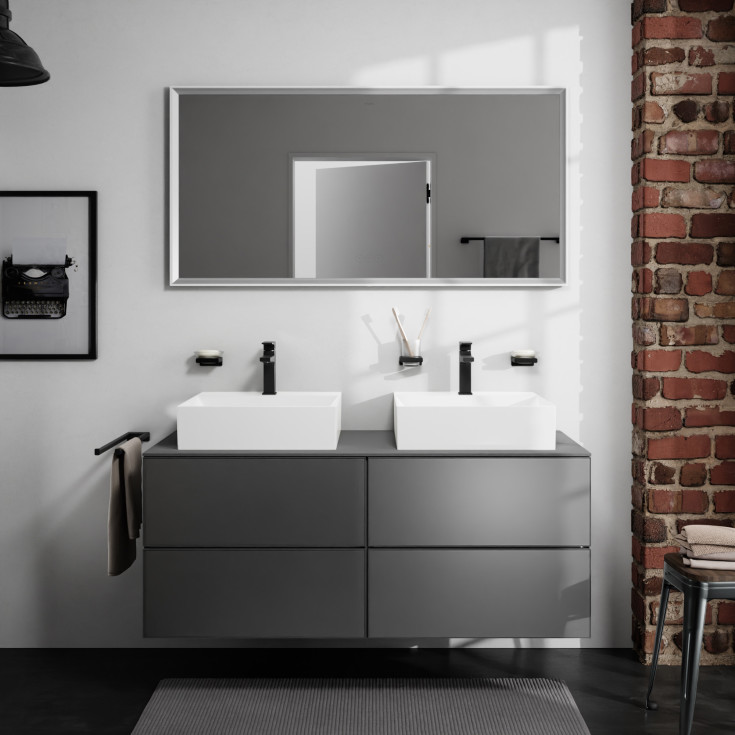 Hansgrohe Xarita E speil med lys, dimbart, touch, 140,6x70,6 cm, matt hvit