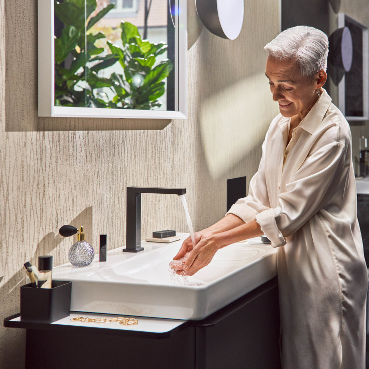 Hansgrohe Xelu Q hylde til underskab, 43x14 cm, mat sort