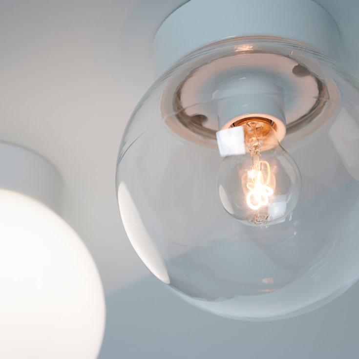 Ifö Classic Globe loftlampe, Ø15 cm, hvid/klar