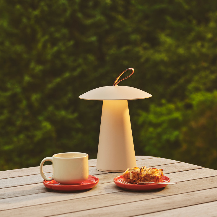 Nordlux Ara To-Go uppladdningsbar bordslampa utomhus, beige