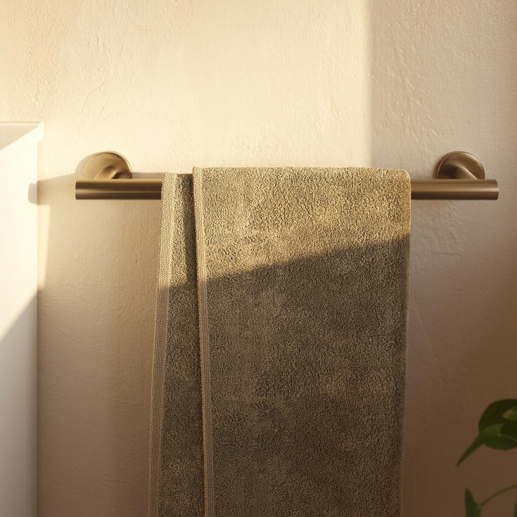 Cosmic Architect S+ håndklædestang, 46,5 cm, børstet guld pvd