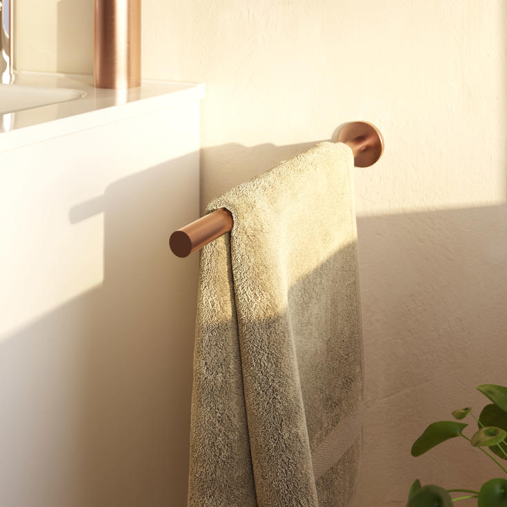 Cosmic Architect S+ håndklædestang, 40 cm, børstet kobber pvd