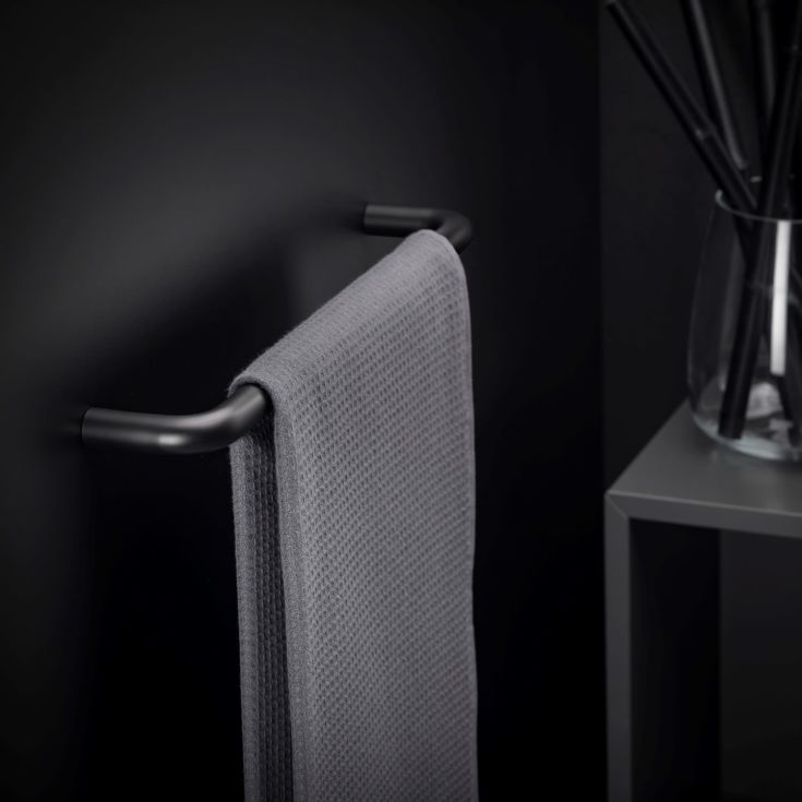Cosmic BWC håndklædestang, 40 cm, mat sort
