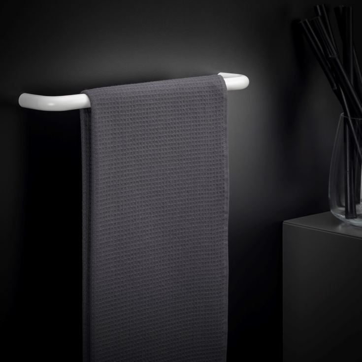 Cosmic BWC håndklædestang, 40 cm, mat hvid