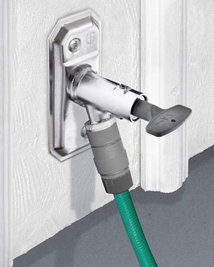 Gustavsberg udendørshane, til 30-40 cm væg, krom