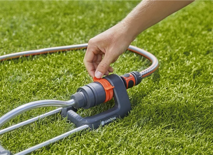 Gardena Aqua S lutande bevattningsanläggning