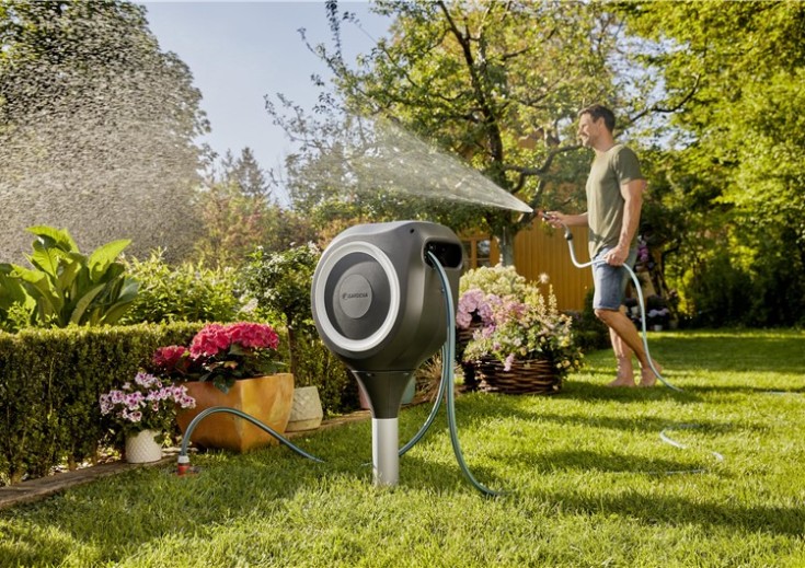 Gardena RollUp slangeboks, automatisk tilbakespoling, 20 m