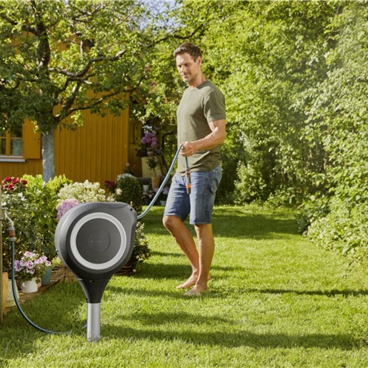 Gardena RollUp slangeboks, automatisk tilbakespoling, 20 m