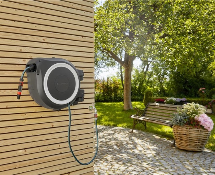 Gardena RollUp slangeboks, automatisk opprulling, 35 m, veggmontert