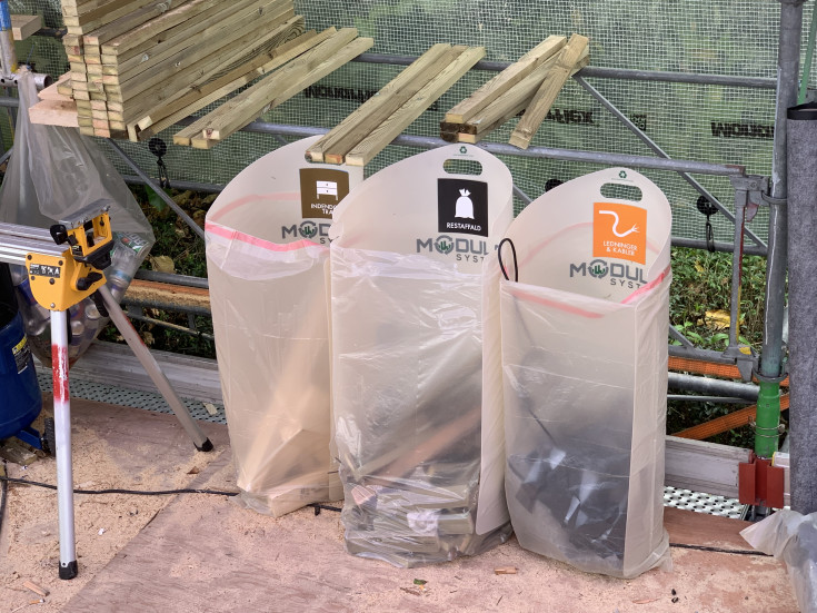 Modulo Pop-up avfallsbeholder/sekkestativ til plastsekker