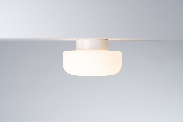 Ifö Electric Solenne loft-/væglampe, hvid, Ø25 cm