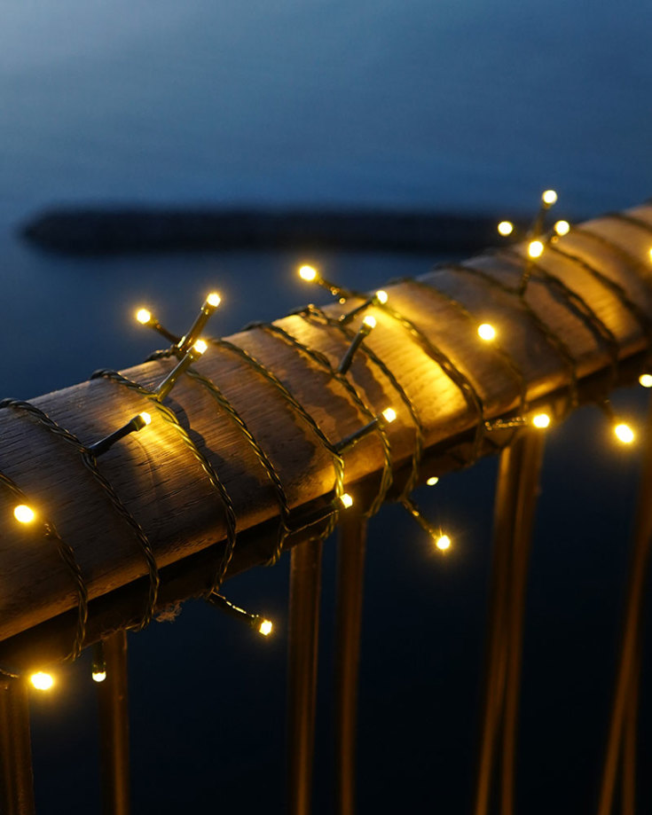 10 stk Sirius Easy-Line lyslenke utendørs, 300 varmhvite lys, 29,9 meter