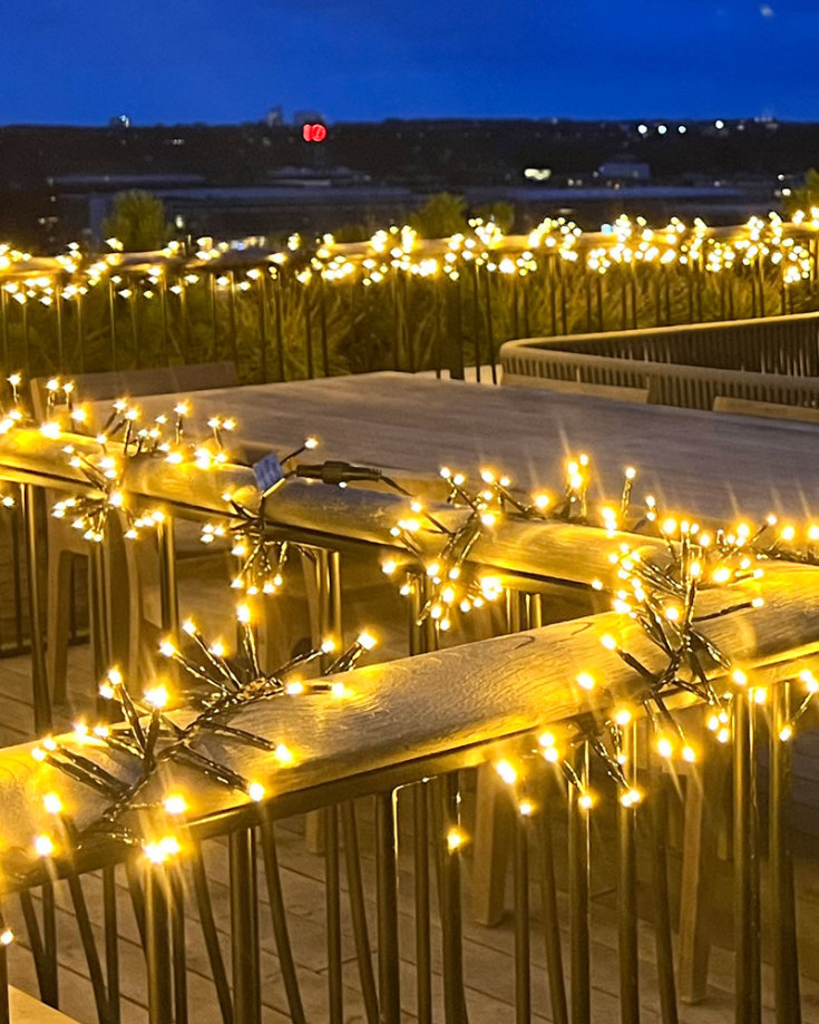 6 stk Sirius Top-Line Energy Cluster lyslenke utendørs, 200 varmhvite lys, 3 meter, forlengelse