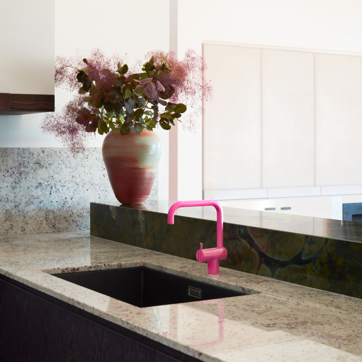 Vola KV1 kjøkkenarmatur, pink