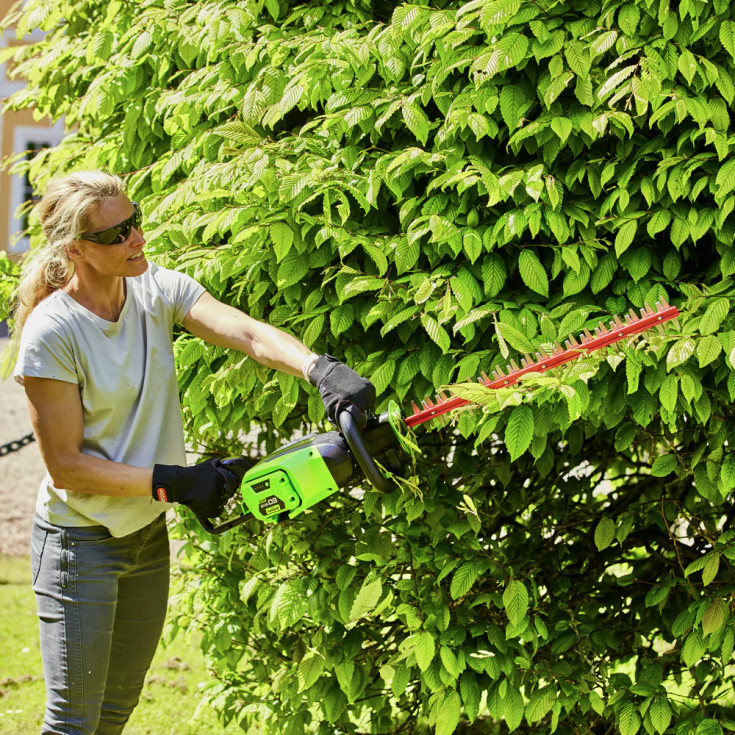 Greenworks häcksax 40V, 61 cm, med batteri och laddare