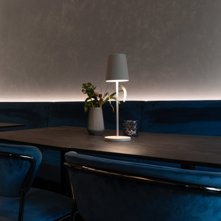 SLV Vinolina Two uppladningsbar bordslampa, vit