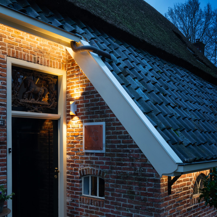 SLV Modela vägglampa utomhus, vit/guld