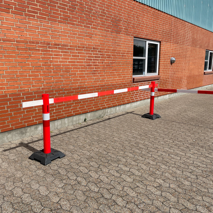 10 stk Afspærringsbum i træ, rød/hvid, 4 M