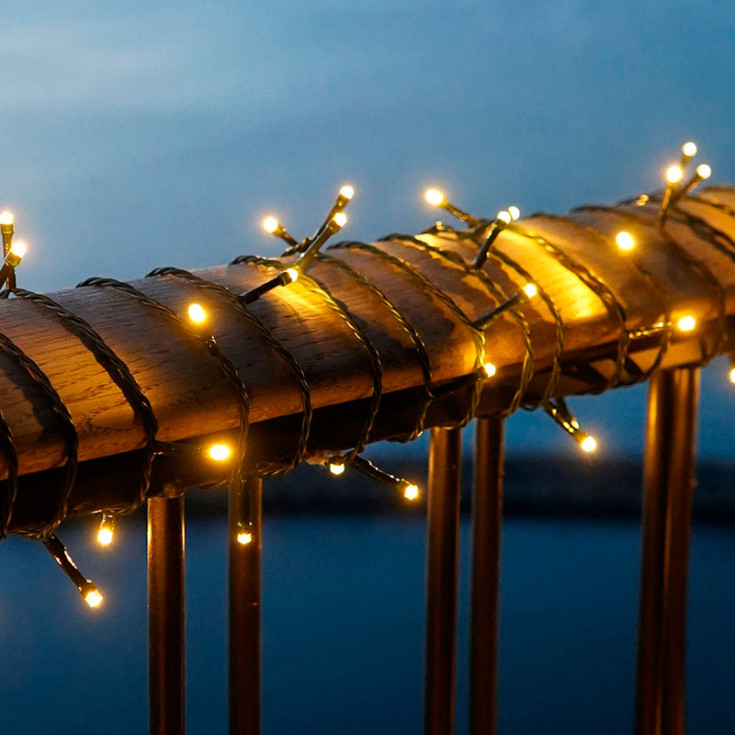 10 stk Sirius Easy-Line lyslenke utendørs, batteri, 200 varmhvite lys, 9,95 meter