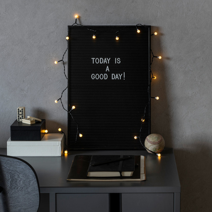 Konstsmide Cherry lyslenke, batteri, 20 varmhvite lys, 1,52 meter