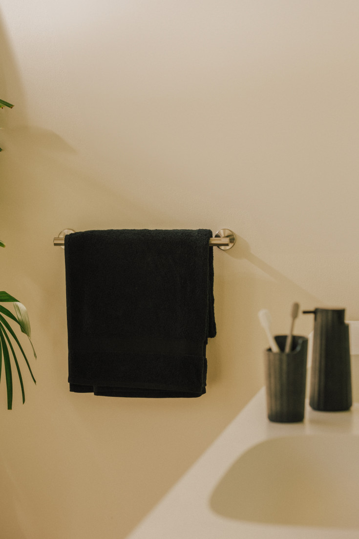 Cosmic Architect S+ håndklestang, 46,5 cm, rustfritt stål