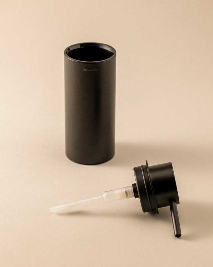 Cosmic Logic såpedispenser, matt sort