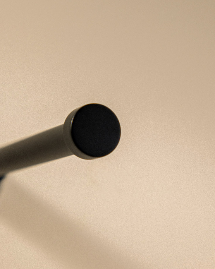 Cosmic Logic toalettpappershÄllare, matt svart