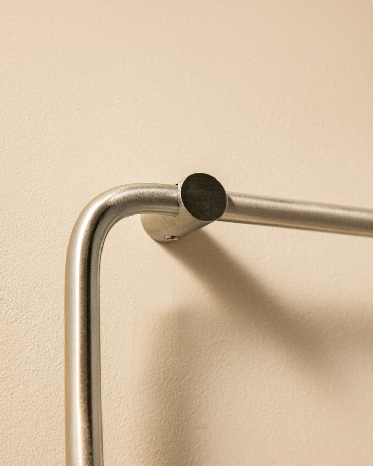 Cosmic Logic handdukshÄllare, polerat rostfritt stÄl